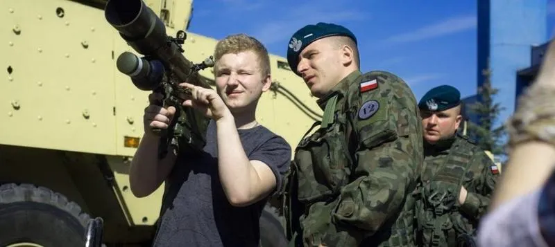 Co po studiach bezpieczeństwo narodowe? Poznaj fascynujące ścieżki kariery w tej dziedzinie!