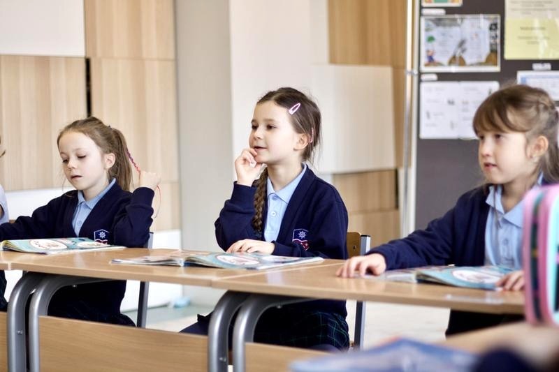 Indywidualny tok nauczania: jak wygląda i co zyskuje uczeń?