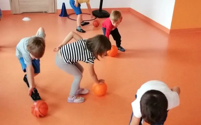 Jak skutecznie prowadzić zajęcia z dziećmi, aby uniknąć zniechęcenia i nudów?