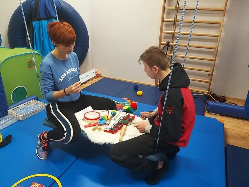 Jak wspierać dziecko w integracji sensorycznej, aby lepiej radziło sobie ze światem?