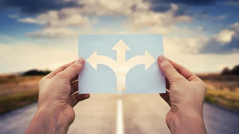 Praca po studiach historycznych: odkryj perspektywy zawodowe i zarobki w tej dziedzinie