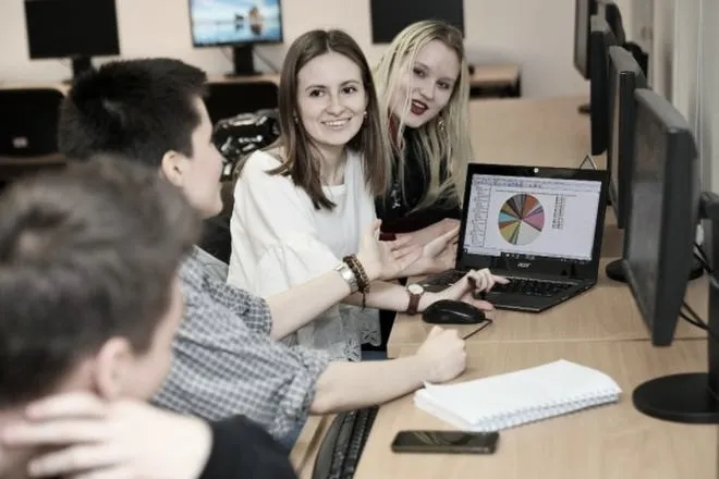 Socjologia po studiach: odkryj najlepsze ścieżki kariery i możliwości rozwoju