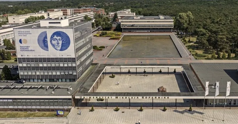 Uniwersytet w Toruniu: kierunki z perspektywą pracy i życie studenckie