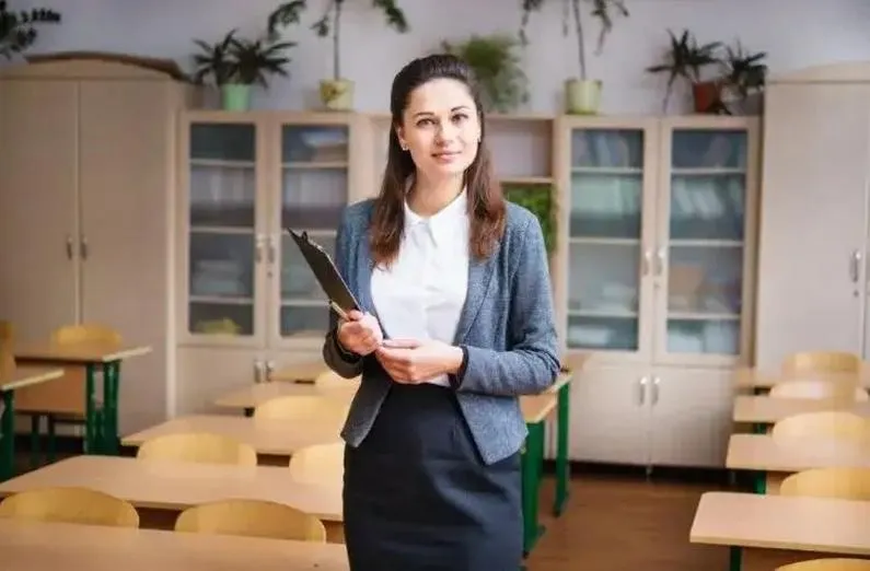 Wicedyrektor jako wychowawca? Odkryj najważniejsze aspekty prawne tej roli