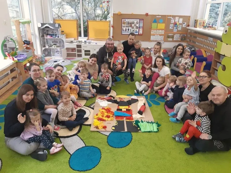 Zajęcia otwarte z rodzicami: klucz do wsparcia rozwoju dziecka w przedszkolu