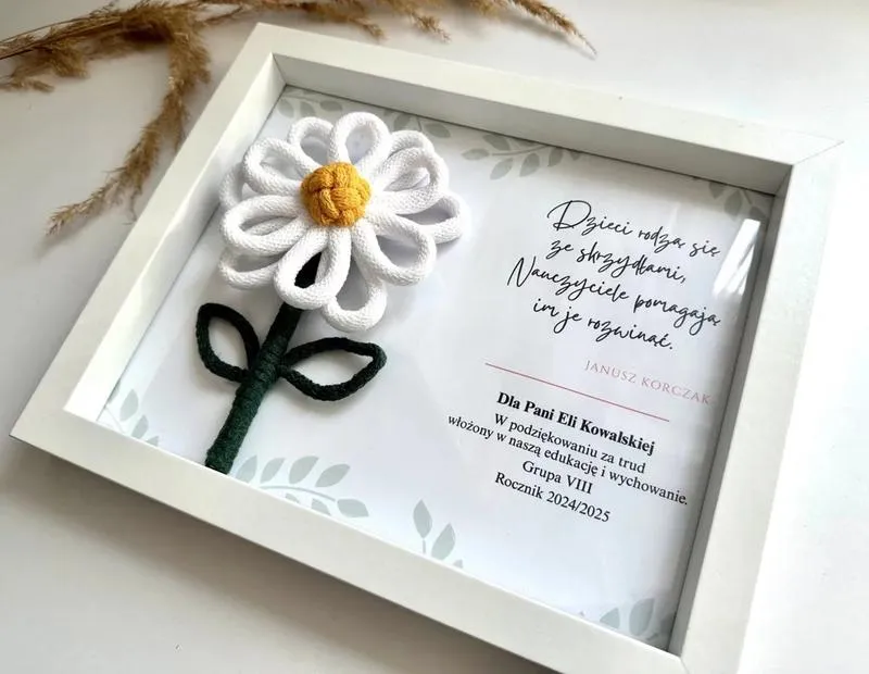 Znajdź idealny prezent dla wychowawczyni: atrakcyjne pomysły na rok 2026