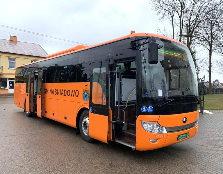 Koszty autokaru szkolnego