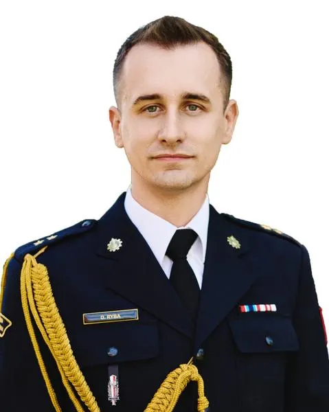 Oficer po studiach cywilnych